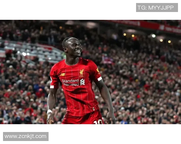 马内的足球之路：从非洲草地到欧洲顶级联赛的辉煌历程