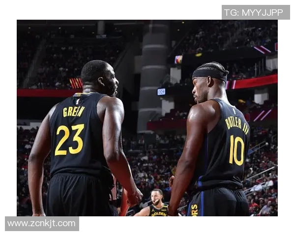 勇士与尼克斯精彩对决回放全场集锦与赛后分析 勇士与尼克斯精彩对决回放全场集锦与赛后分析